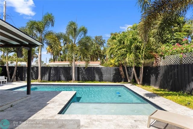 5 of 61 - 923 N 14th Ave, Hollywood, FL