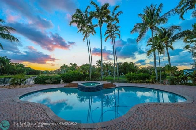 3 of 88 - 2753 W Stonebrook Cir, Davie, FL