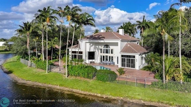 5 of 88 - 2753 W Stonebrook Cir, Davie, FL