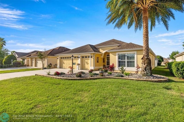 2 of 19 - 2053 Beecher Path, The Villages, FL