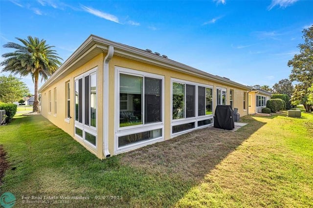 4 of 19 - 2053 Beecher Path, The Villages, FL