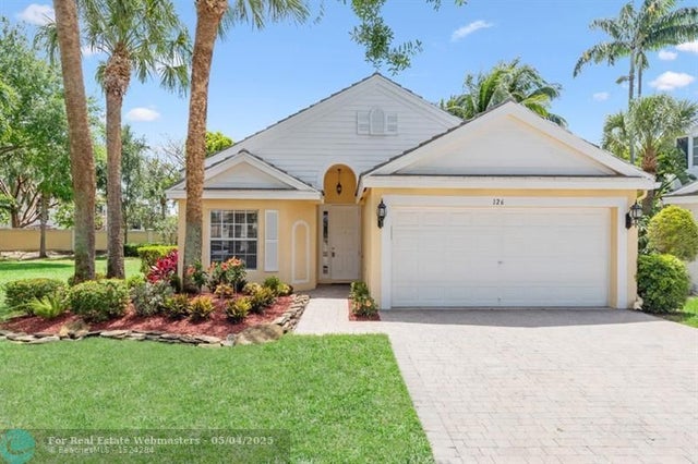 1 of 16 - 126 Canterbury Pl, Royal Palm Beach, FL