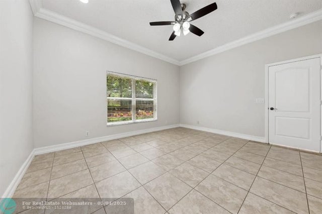 5 of 16 - 126 Canterbury Pl, Royal Palm Beach, FL
