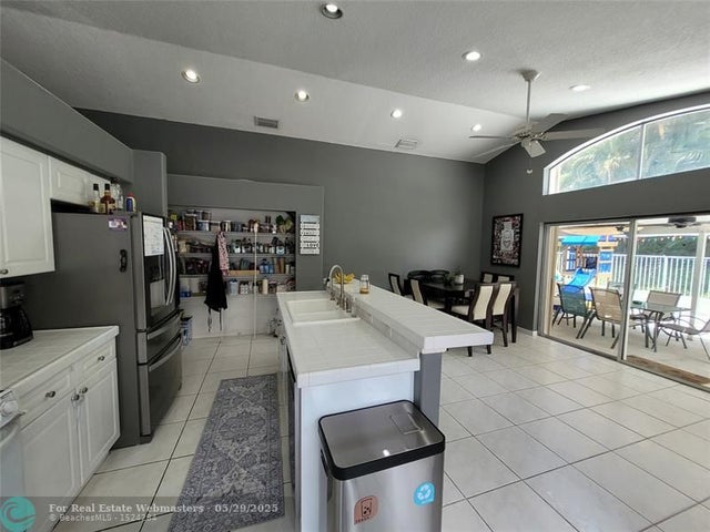3 of 67 - 6416 Barton Creek Cir, Lake Worth, FL