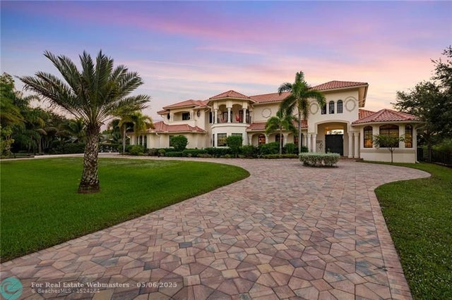 2 of 51 - 11600 Nw 8th St, Plantation, FL