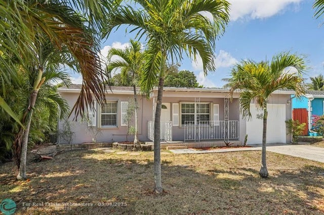 2 of 33 - 1531 17th Ave, Lake Worth, FL