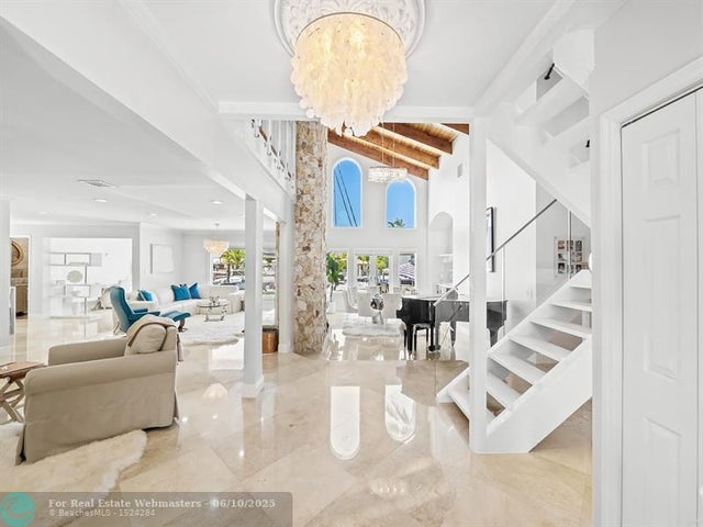 2 of 47 - 2411 Desota Dr, Fort Lauderdale, FL