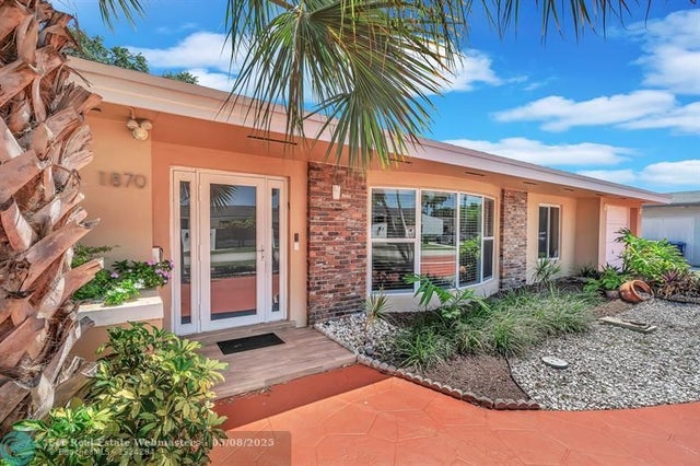 2 of 82 - 1870 Ne 197th Ter, Miami, FL