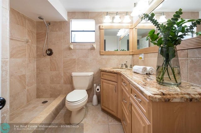 5 of 45 - 1749 Se 9th Street, Fort Lauderdale, FL