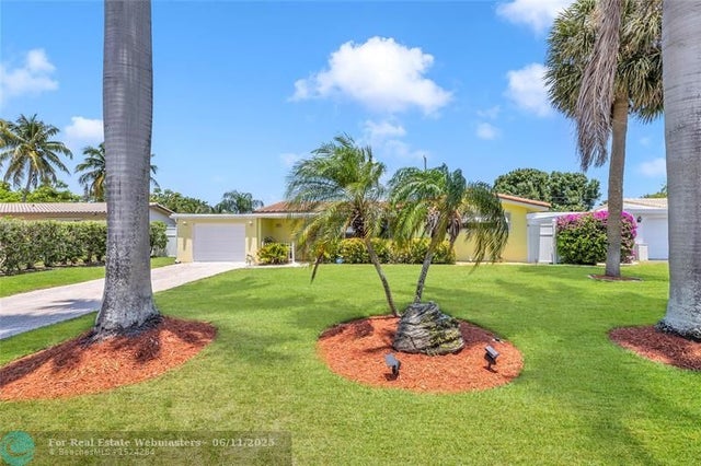 3 of 32 - 1961 Ne 31st St, Lighthouse Point, FL