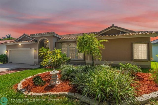 1 of 40 - 5910 Nw 40th Ln, Coconut Creek, FL