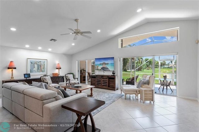 5 of 39 - 8860 Harrods Dr, Boca Raton, FL