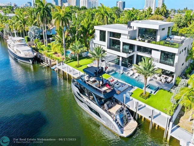 3 of 96 - 725 Poinciana Dr, Fort Lauderdale, FL