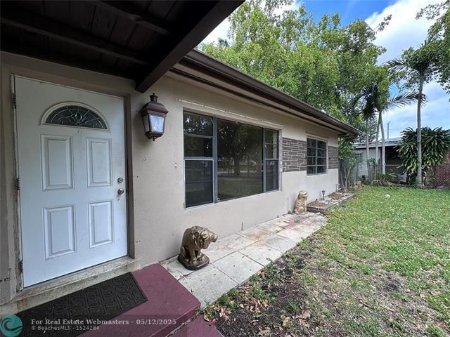 2 of 18 - 3071 Sw 2nd Ct, Fort Lauderdale, FL