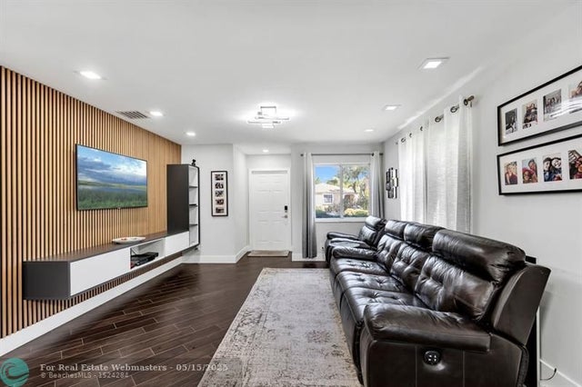 2 of 70 - 1220 Sw 46th Ter, Deerfield Beach, FL