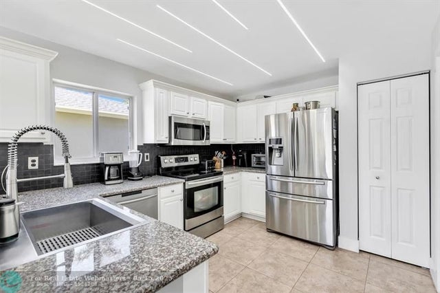 4 of 70 - 1220 Sw 46th Ter, Deerfield Beach, FL