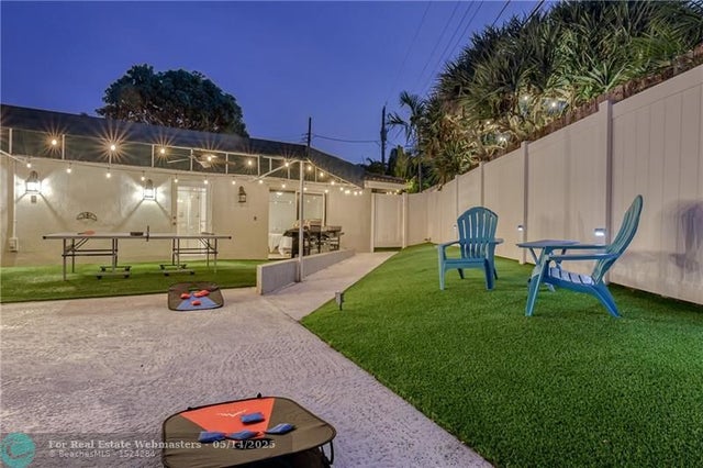 5 of 41 - 3351 Ne 17th Way, Oakland Park, FL