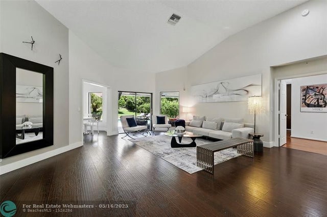 3 of 53 - 1119 Creekford Dr, Weston, FL