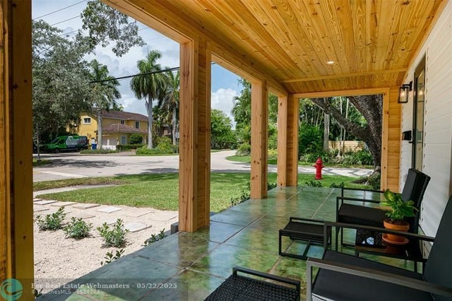 4 of 42 - 648 Ne 16th Ter, Fort Lauderdale, FL