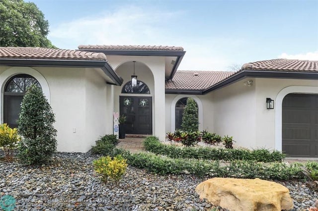 4 of 45 - 10027 Nw 56th Ct, Coral Springs, FL