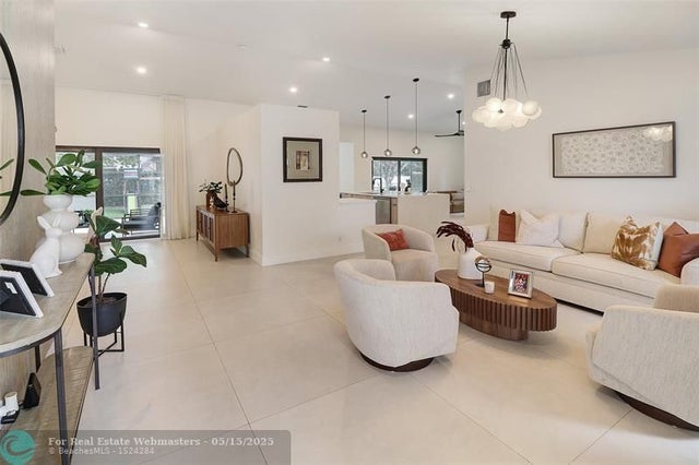 5 of 45 - 10027 Nw 56th Ct, Coral Springs, FL