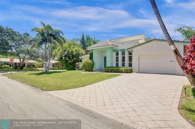 2 of 49 - 300 Nw 21st Ct, Wilton Manors, FL
