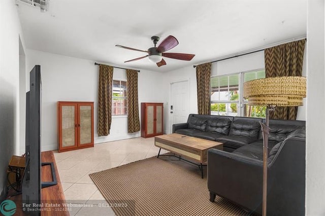 5 of 58 - 1433 Ne 5th Ave, Fort Lauderdale, FL