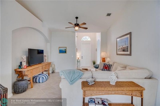 5 of 24 - 5730 E Sunberry Cir, Fort Pierce, FL