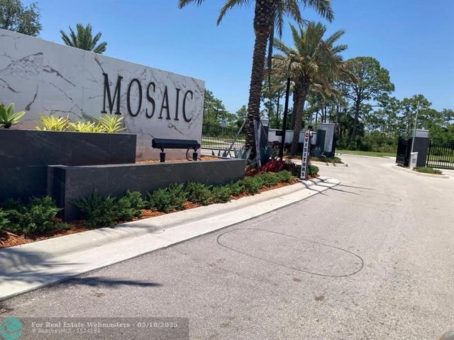 1 of 36 - 2737 Se Ashfield Dr, Port St. Lucie, FL