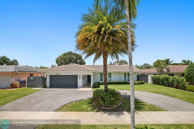 1 of 35 - 3610 N 46th Ave, Hollywood, FL