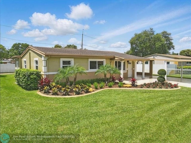 2830 Nw 172nd Ter, Miami Gardens