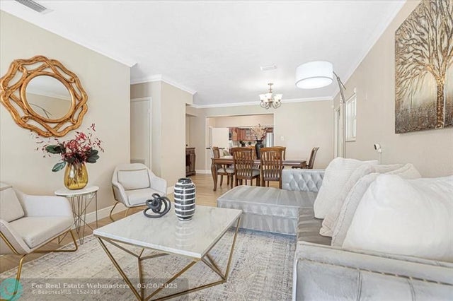 5 of 32 - 2830 Nw 172nd Ter, Miami Gardens, FL