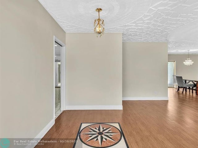 2 of 34 - 5118 Adams St, Hollywood, FL