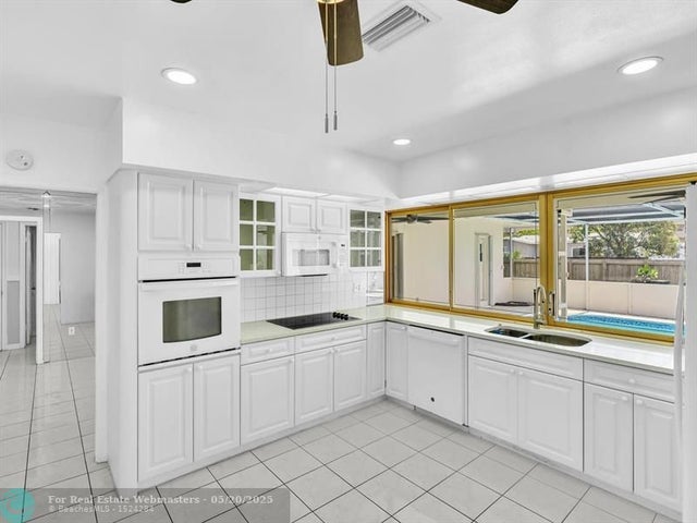 5 of 34 - 5118 Adams St, Hollywood, FL