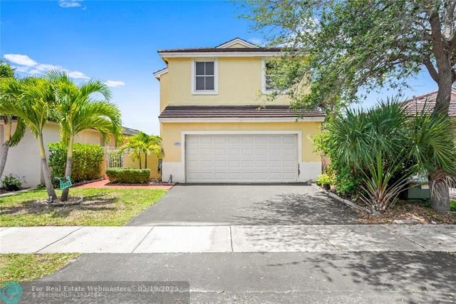 1 of 50 - 14910 Sw 70th Pl, Davie, FL