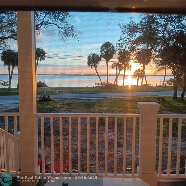 3 of 12 - 717 S Indian River Dr, Fort Pierce, FL