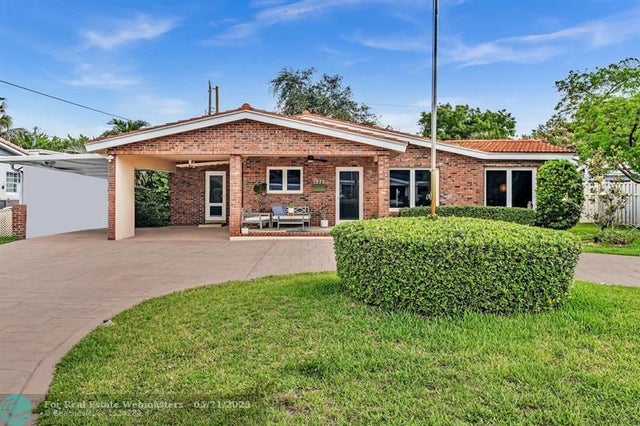 2 of 57 - 1311 Ne 42nd St, Oakland Park, FL