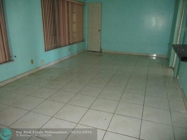 5 of 12 - 4595 Nw 43rd Ct, Lauderdale Lakes, FL