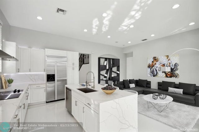 2 of 34 - 9648 Ginger Ct, Parkland, FL