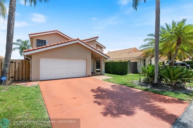 1 of 51 - 8313 Nw 188th Ter, Hialeah, FL