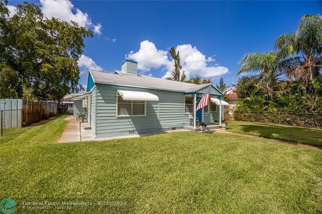 3 of 66 - 1617 Dewey, Hollywood, FL