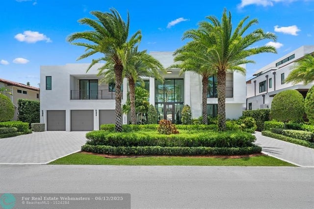 1 of 77 - 2519 Lucille Dr, Fort Lauderdale, FL