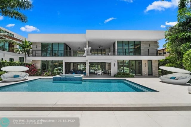 5 of 77 - 2519 Lucille Dr, Fort Lauderdale, FL