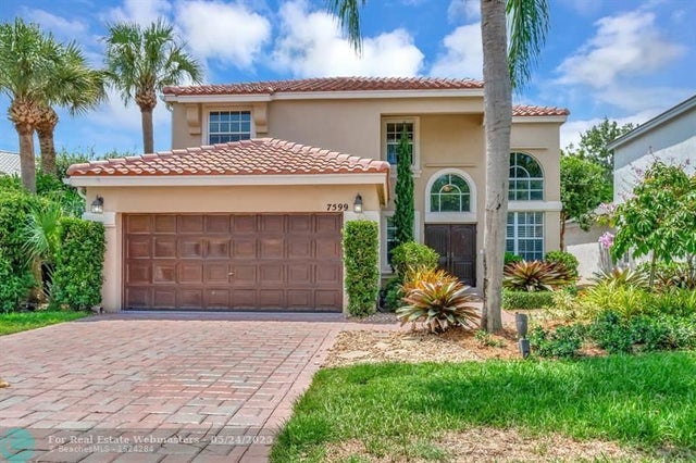 1 of 97 - 7599 Rockport Cir, Lake Worth, FL