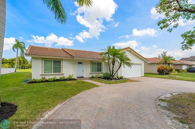 2 of 31 - 1911 Nw 107th Dr, Coral Springs, FL