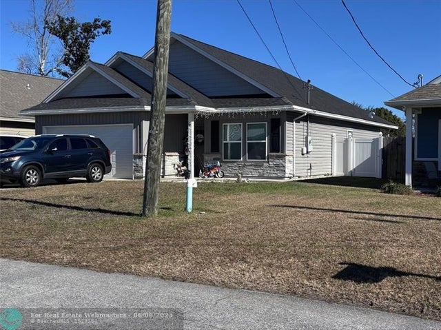 2 of 8 - 3006 Brookins Rd, Panama City, FL