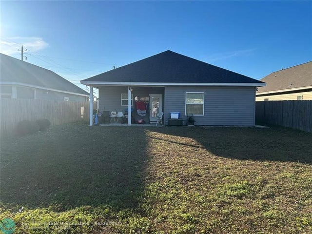 3 of 8 - 3006 Brookins Rd, Panama City, FL