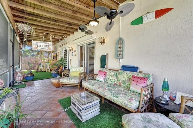 3 of 52 - 419 Se 6th St, Dania, FL