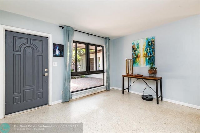 3 of 39 - 2113 Ne 62nd St, Fort Lauderdale, FL