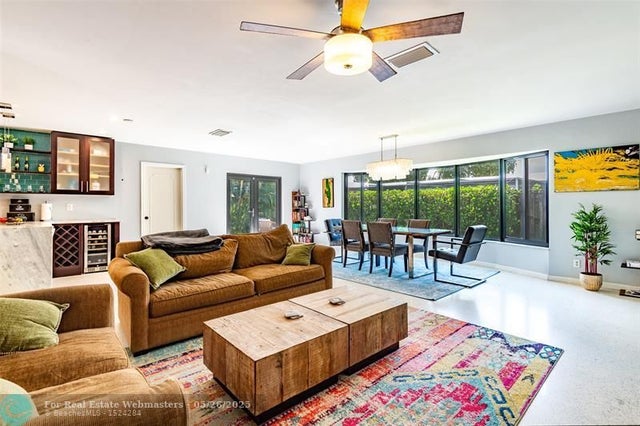 4 of 39 - 2113 Ne 62nd St, Fort Lauderdale, FL